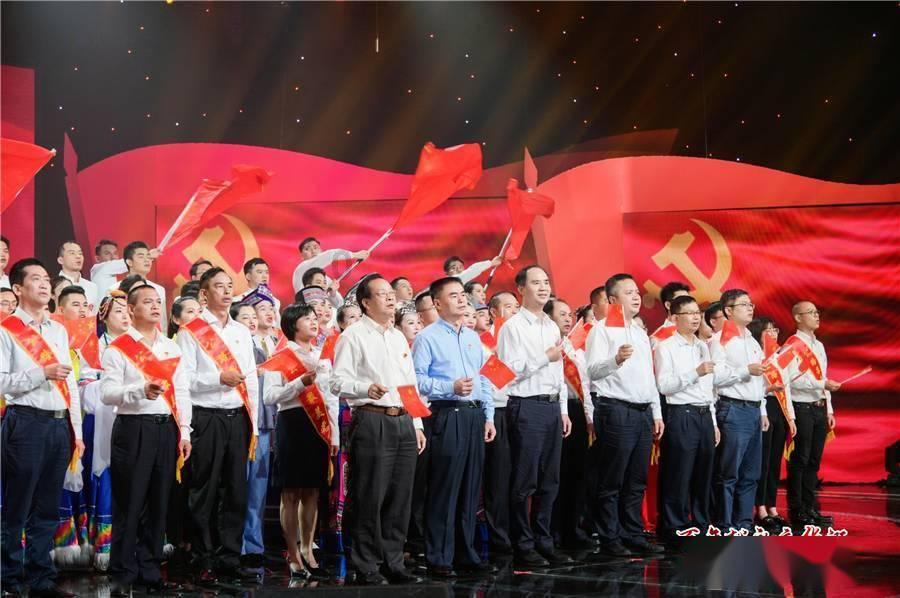你骂了一个人，他发朋友圈说，不敢生气是懦夫，不去生气才是智者。这话包含了什么？？